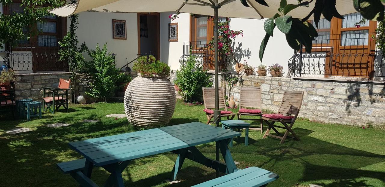 Sezgin Boutique Hotel Kusadasi Luaran gambar