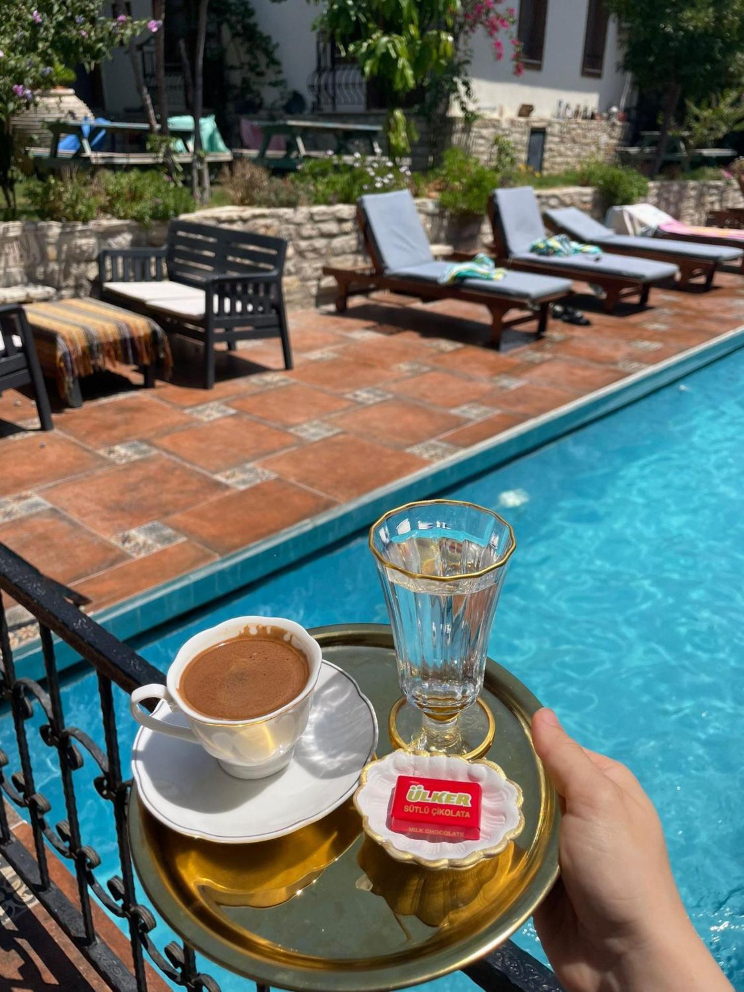 Sezgin Boutique Hotel Kusadasi Luaran gambar