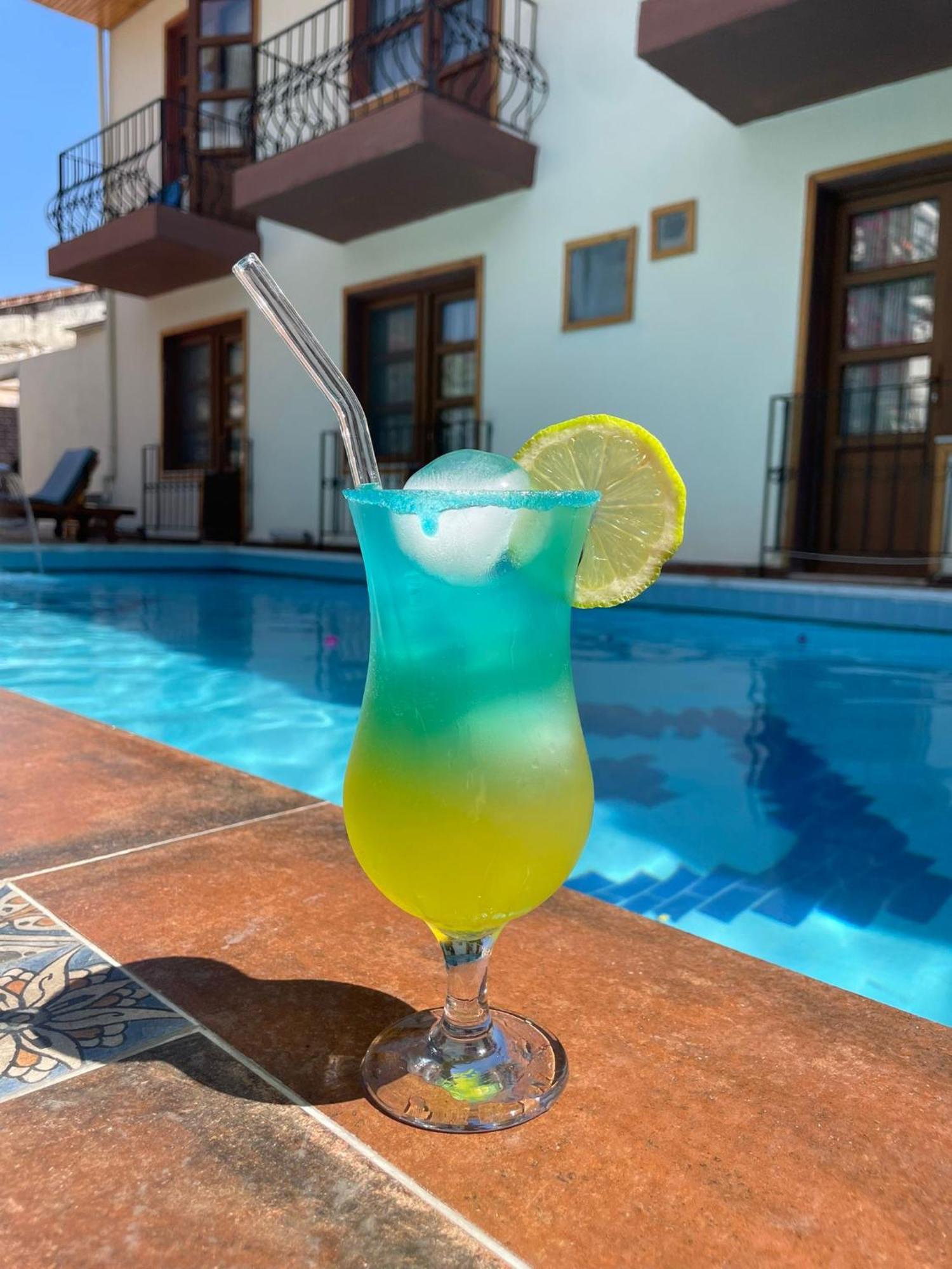 Sezgin Boutique Hotel Kusadasi Luaran gambar