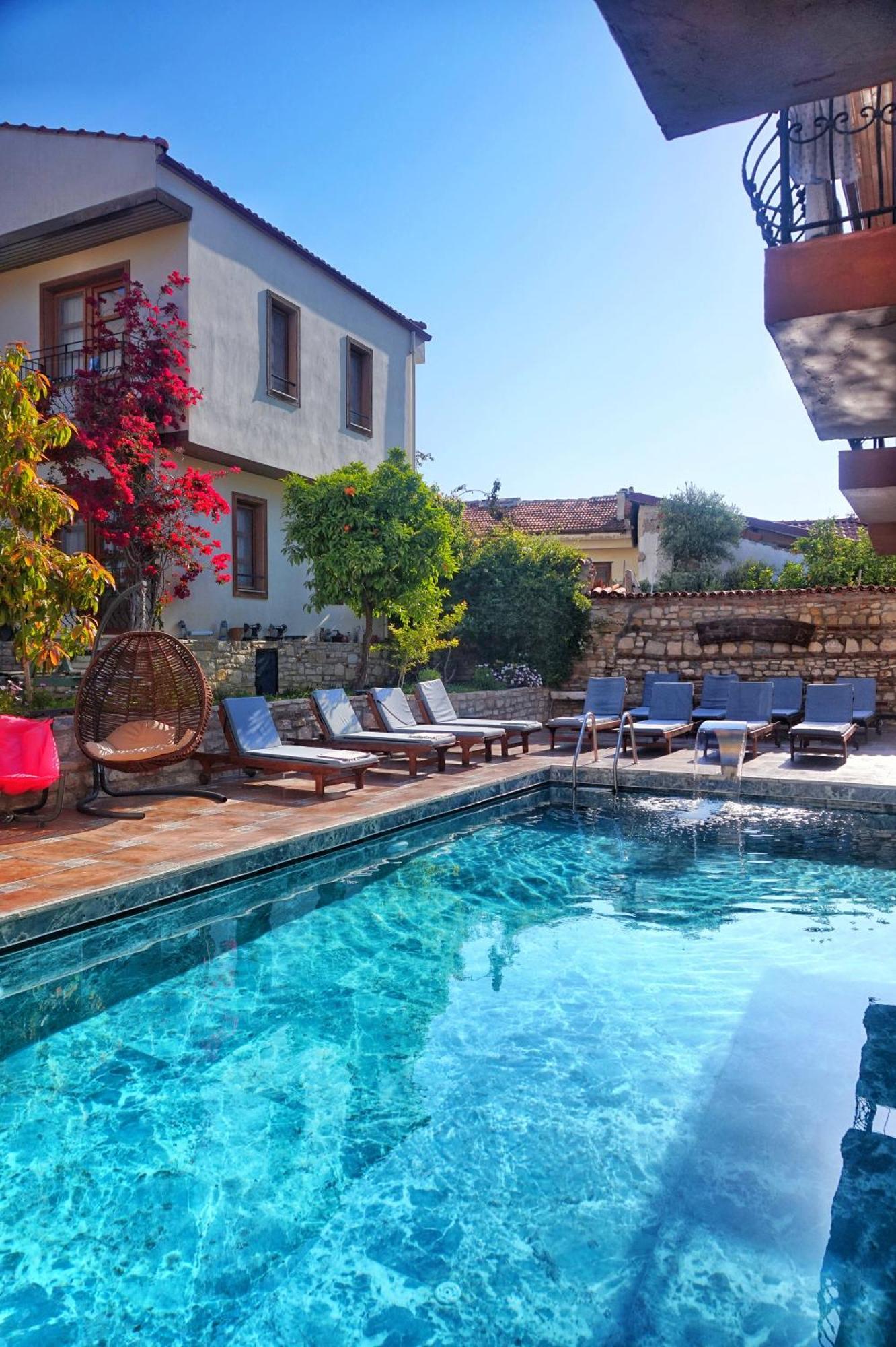 Sezgin Boutique Hotel Kusadasi Luaran gambar