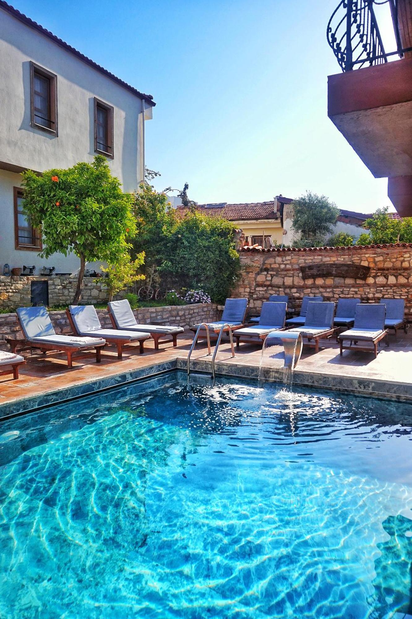 Sezgin Boutique Hotel Kusadasi Luaran gambar